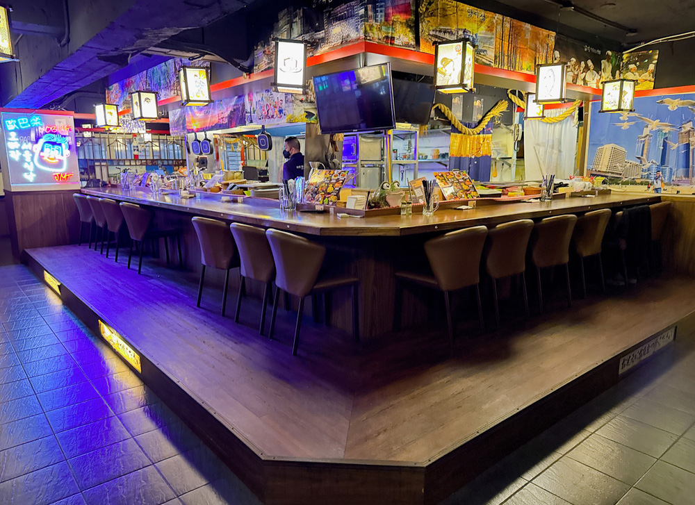 台北中山區美食｜歐巴楽 OBLIGI 首爾餐桌，三十年日式職人打造的現代韓式料理專門店，顛覆想像的黑蒜馬鈴薯排骨湯，只有在這才吃得到。