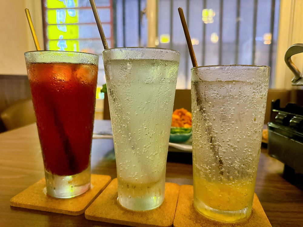 台北中山區美食｜歐巴楽 OBLIGI 首爾餐桌，三十年日式職人打造的現代韓式料理專門店，顛覆想像的黑蒜馬鈴薯排骨湯，只有在這才吃得到。