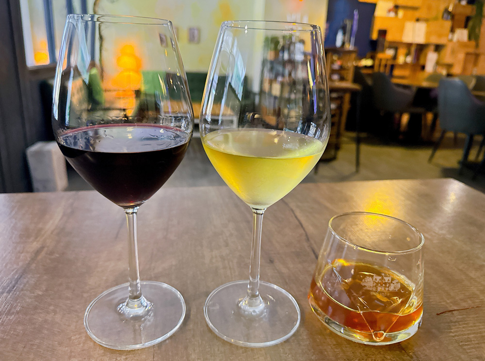 台北大安區餐酒館 |『Pan House Wine & Bistro』隱身東區巷弄的微醺基地!全家聚餐的創意家宴 x 姊妹微醺聚會的質感首選! - 第36張圖 台北大安區餐酒館 |『Pan House Wine & Bistro』隱身東區巷弄的微醺基地!全家聚餐的創意家宴 x 姊妹微醺聚會的質感首選!