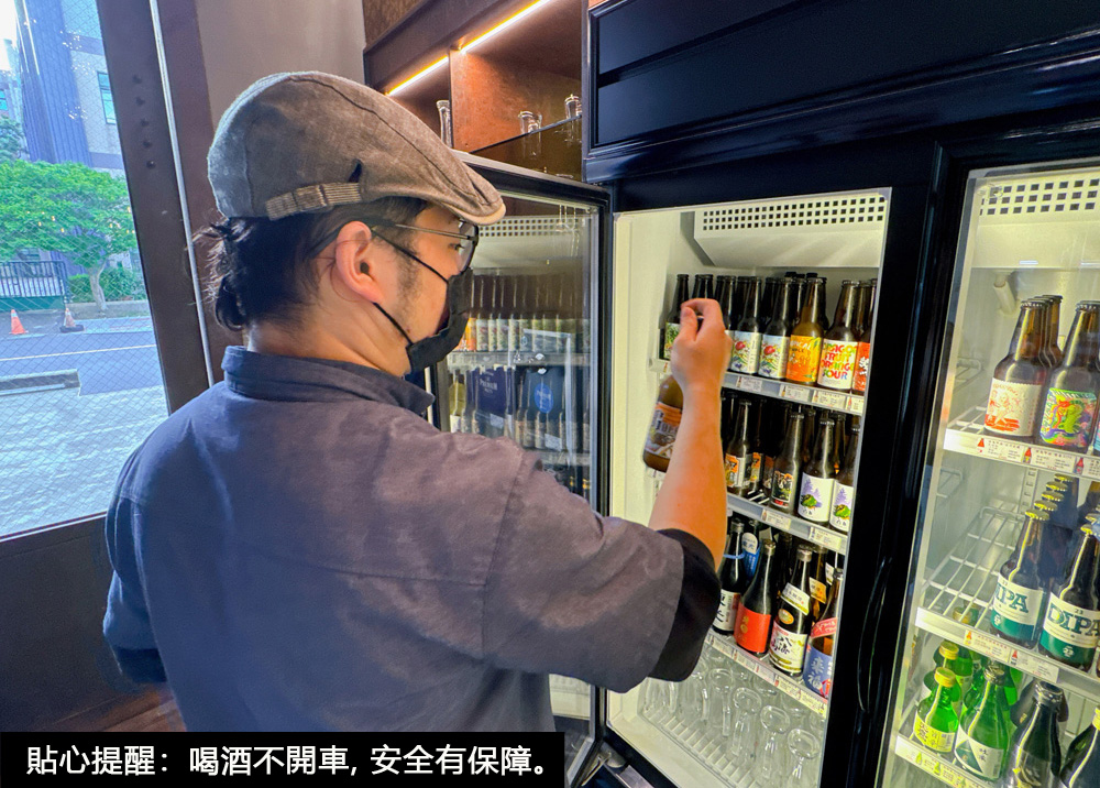 新竹竹北美食|『廢材串燒酒場-竹北遠百店』,現烤極致串燒✕英式小酒館微醺氛圍!爸媽育兒生活裡的微醺療癒儀式! - 第35張圖 新竹竹北美食|『廢材串燒酒場-竹北遠百店』,現烤極致串燒✕英式小酒館微醺氛圍!爸媽育兒生活裡的微醺療癒儀式!