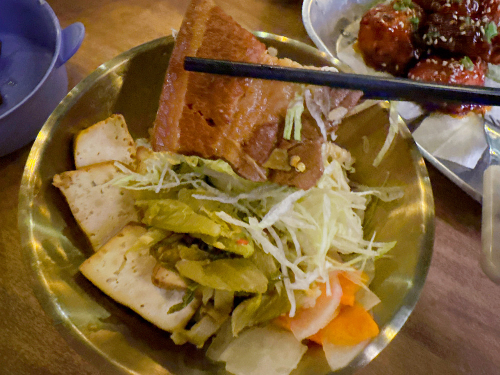 新竹竹北美食|『廢材串燒酒場-竹北遠百店』,現烤極致串燒✕英式小酒館微醺氛圍!爸媽育兒生活裡的微醺療癒儀式! - 第31張圖 新竹竹北美食|『廢材串燒酒場-竹北遠百店』,現烤極致串燒✕英式小酒館微醺氛圍!爸媽育兒生活裡的微醺療癒儀式!